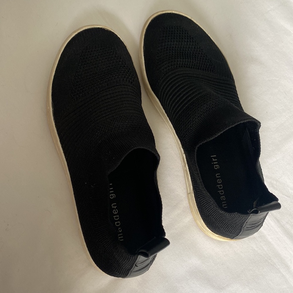 Madden Girl Black Slip On Shoes - Picture 4 of 6